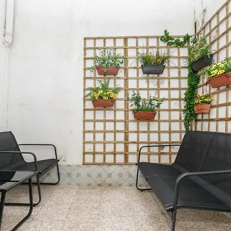 Charming New In The Heart Of Apartmán *