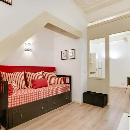 Charming New In The Heart Of *