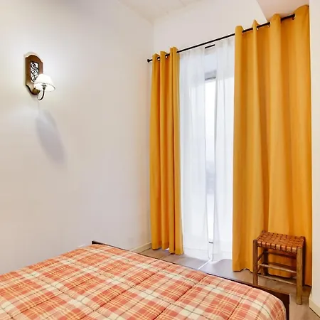 Charming New In The Heart Of Apartment