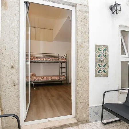 Charming New In The Heart Of *